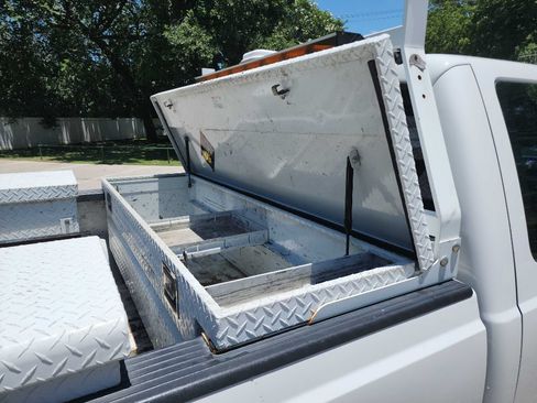 Used 2015 Ford F250 XL w/ Power Equipment Group RWD image 14