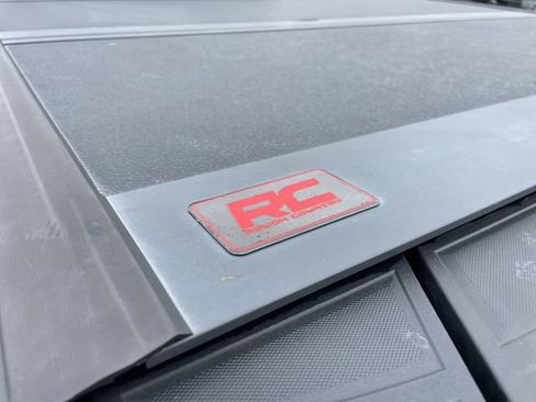 Used 2024 GMC Sierra 2500 Denali Ultimate image 14