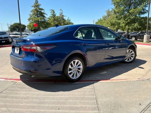 Used 2023 Toyota Camry LE FWD image 6