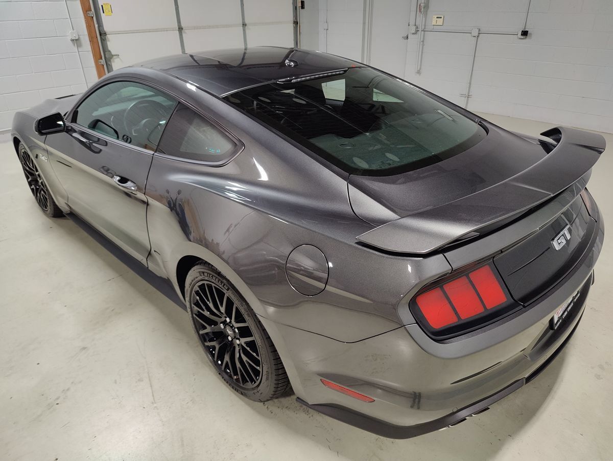 Used 2020 Ford Mustang GT Premium w/ GT Performance Package RWD image 21
