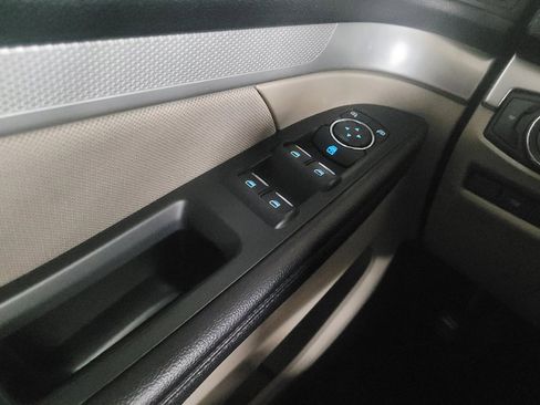 Used 2018 Ford Explorer 4WD image 27
