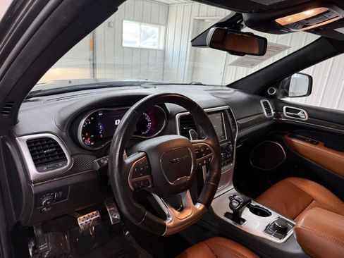 Used 2015 Jeep Grand Cherokee SRT AWD/4WD image 14