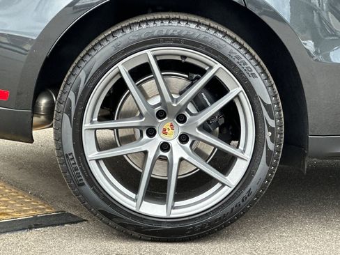 New 2025 Porsche Macan image 43