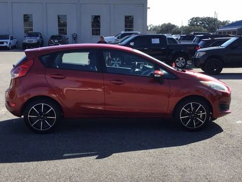 Used 2018 Ford Fiesta SE w/ Cold Weather Package image 4