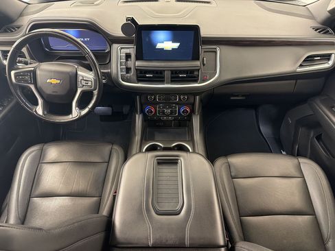 Used 2022 Chevrolet Tahoe LT w/ LT Signature Package AWD/4WD image 16