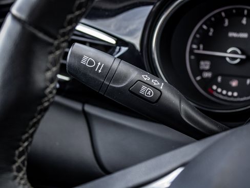 Used 2023 Buick Encore GX Essence w/ Experience Buick Package image 25