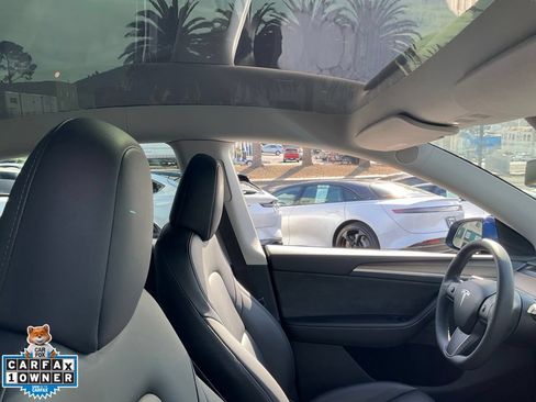Used 2023 Tesla Model Y Long Range AWD/4WD image 66