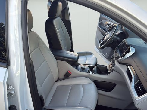 Used 2020 GMC Terrain SLT w/ Preferred Package FWD image 26