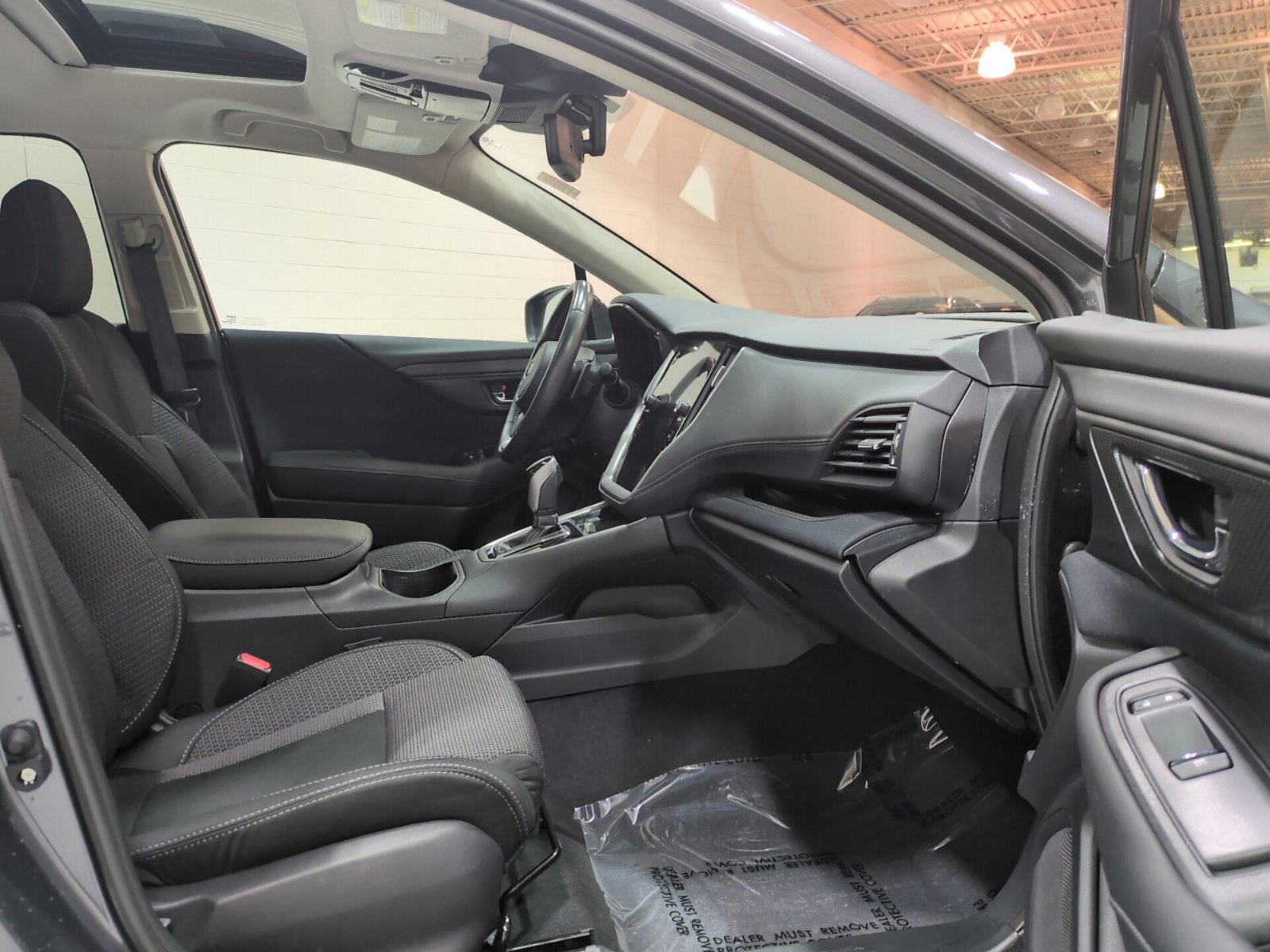 Certified 2025 Subaru Outback Premium w/ Popular Package #1A AWD/4WD image 9