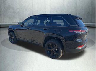 New 2026 Jeep Grand Cherokee Limited w/ Limited Altitude Package AWD/4WD video 3