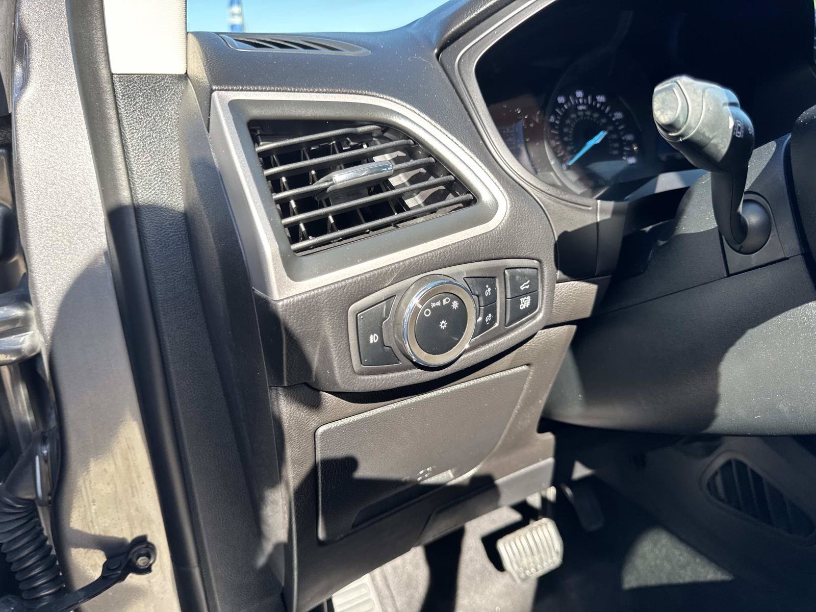 Used 2024 Ford Edge SEL w/ Convenience Package AWD/4WD image 20