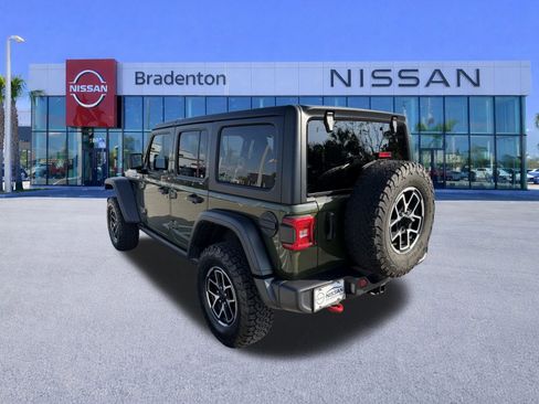 Used 2024 Jeep Wrangler Unlimited Rubicon image 7