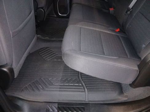 Used 2023 Chevrolet Silverado 1500 RST image 40