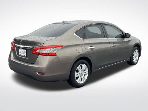 Used 2015 Nissan Sentra SV image 3