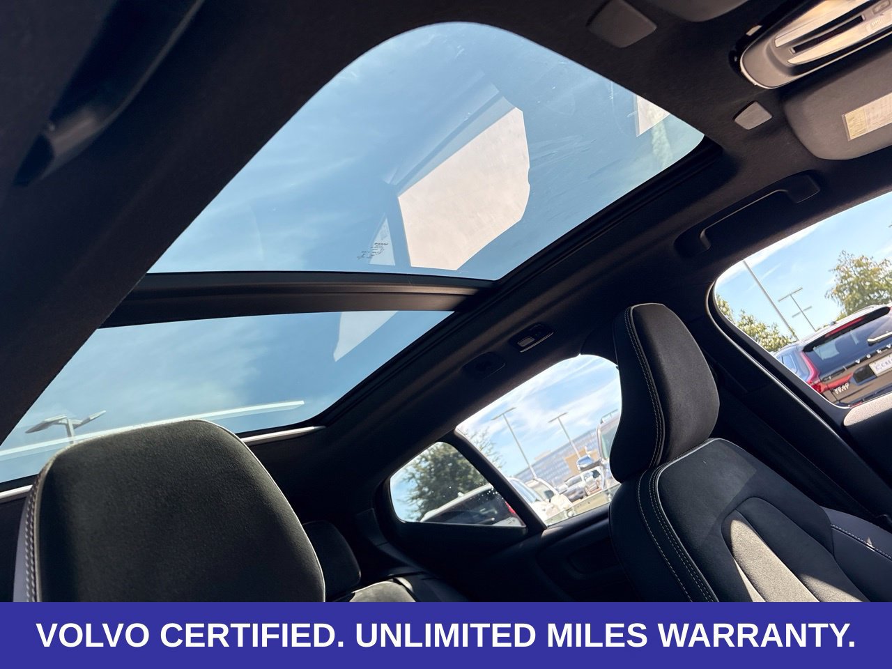 Certified 2023 Volvo XC40 B5 Plus w/ Protection Package Premier AWD/4WD image 19