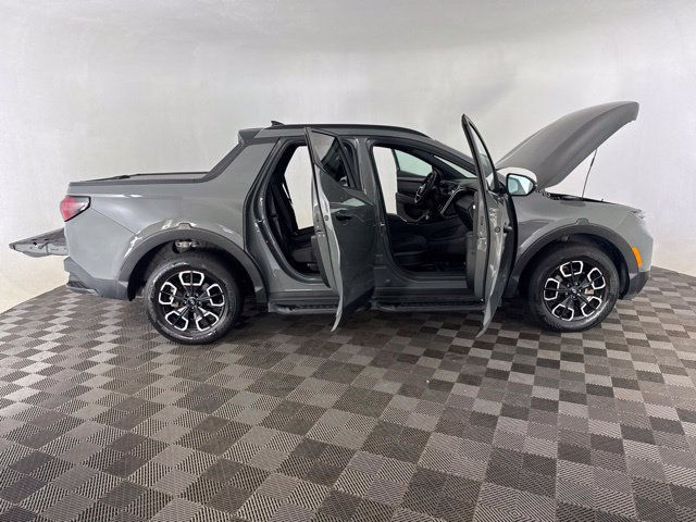 Certified 2023 Hyundai Santa Cruz SEL w/ Activity Package AWD/4WD image 17
