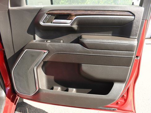 Used 2022 GMC Sierra 1500 Elevation image 23