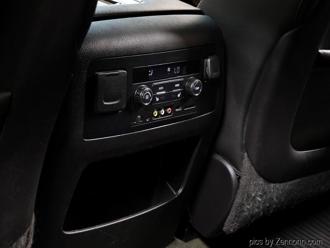 Used 2015 Chevrolet Tahoe LTZ AWD/4WD image 16