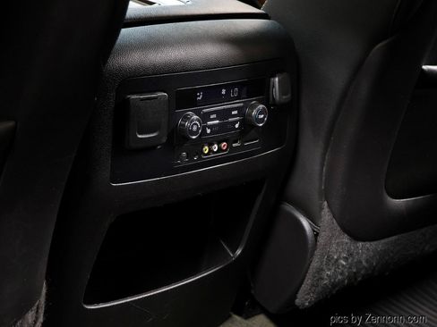 Used 2015 Chevrolet Tahoe LTZ AWD/4WD image 16