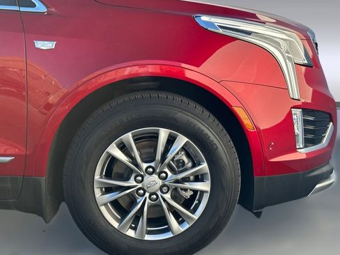 Used 2021 Cadillac XT5 Premium Luxury image 10