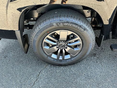 New 2026 Nissan Frontier SV w/ Tow Package image 9