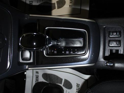 Used 2019 Nissan Sentra SR FWD image 23