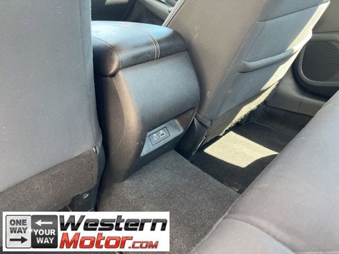 Used 2023 Nissan Altima 2.5 SV image 18