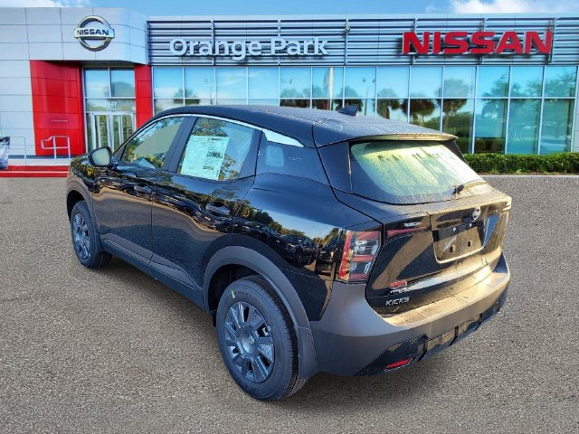 New 2027 Nissan Kicks S FWD image 3