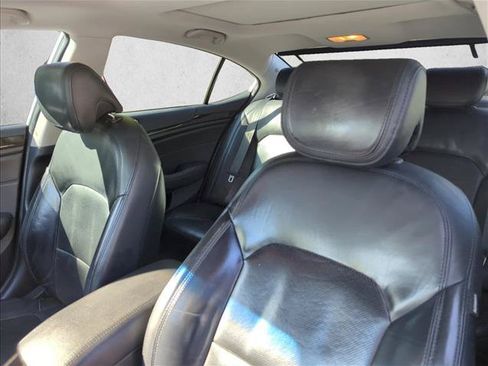Used 2014 Kia Cadenza Premium w/ Luxury Package FWD image 10