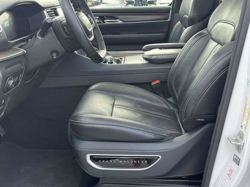 Used 2023 Jeep Grand Wagoneer 4WD image 13