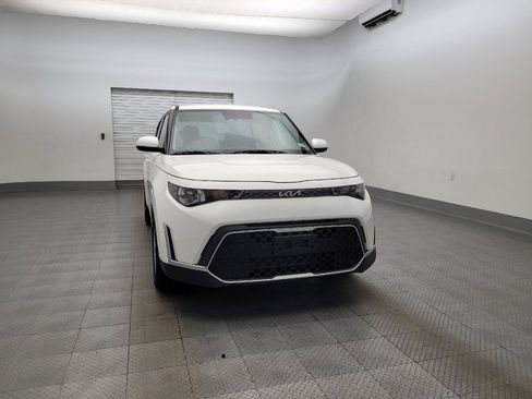 Used 2025 Kia Soul LX image 14