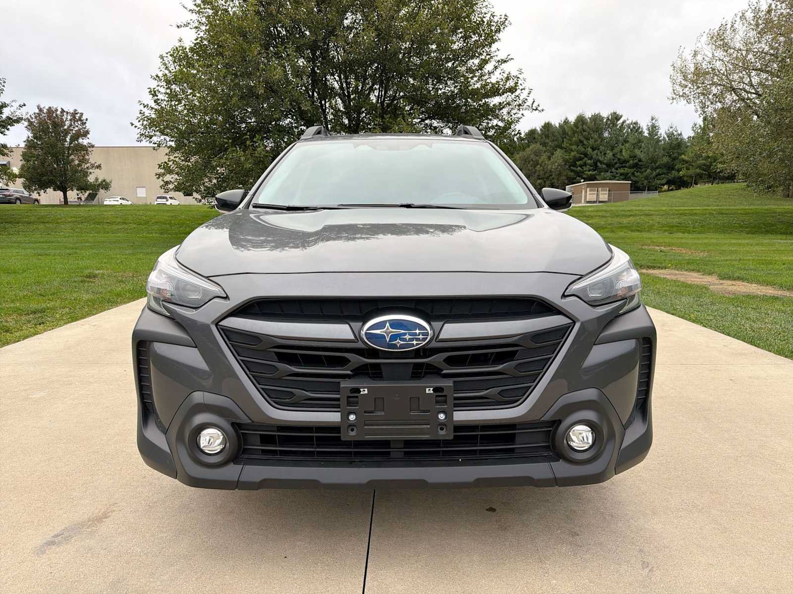 Certified 2025 Subaru Outback Premium AWD/4WD image 9