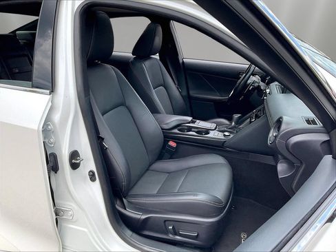Used 2024 Lexus IS 300 w/ Premium Package RWD image 30