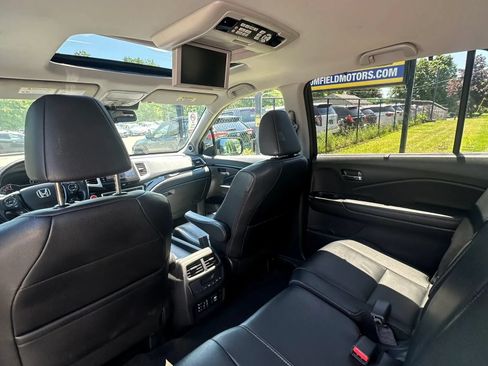 Used 2016 Honda Pilot Touring image 27