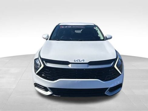 Used 2023 Kia Sportage EX image 2