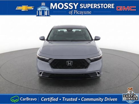 Used 2023 Honda Accord Touring image 6
