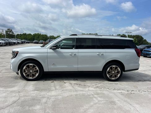 Used 2025 Ford Expedition Max King Ranch AWD/4WD image 8