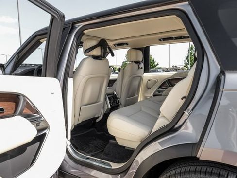 New 2026 Land Rover Range Rover Long Wheelbase SE AWD/4WD image 45