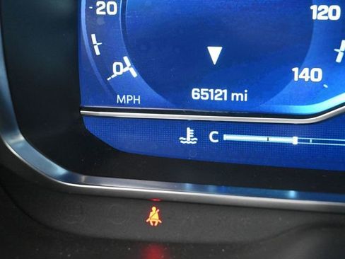 Used 2023 Chevrolet Suburban Premier image 40