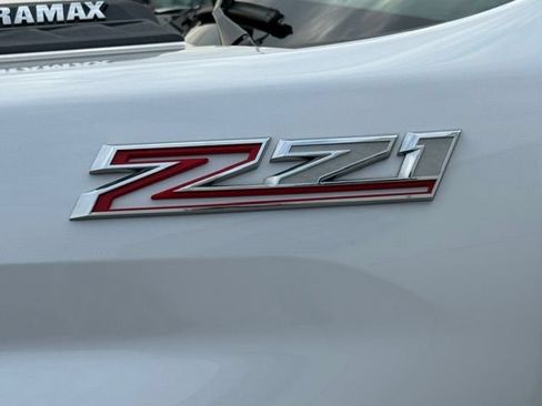 Used 2020 Chevrolet Silverado 2500 LT w/ Texas Edition AWD/4WD image 6