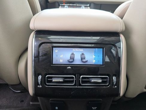 Used 2024 Lincoln Aviator Reserve w/ Equipment Group 201A image 15