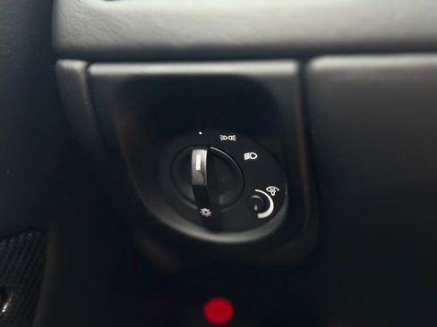 Used 2012 Aston Martin DBS Volante image 40