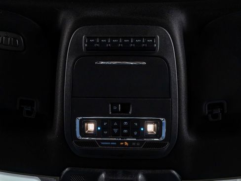 Used 2025 Ford F150 Raptor image 29