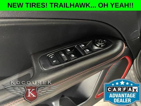 Used 2019 Jeep Compass Trailhawk w/ Cold Weather Group AWD/4WD image 19