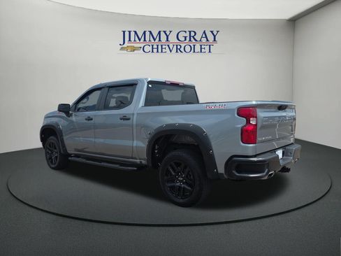 Used 2025 Chevrolet Silverado 1500 Custom Trail Boss AWD/4WD image 3