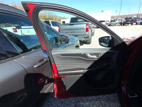 Used 2025 Ford Escape ST-Line Select image 7