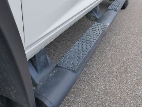 Used 2017 RAM 2500 Laramie w/ Sport Appearance Group image 17