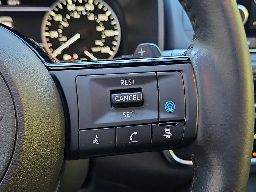 Used 2023 Nissan Rogue SV w/ SV Premium B Package AWD/4WD image 26