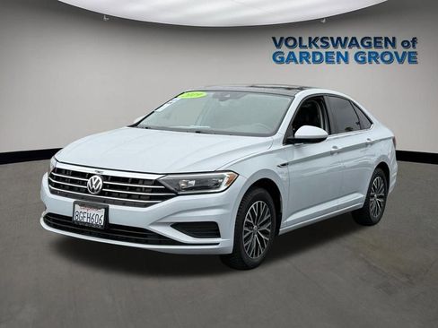 Used 2019 Volkswagen Jetta SEL FWD image 4