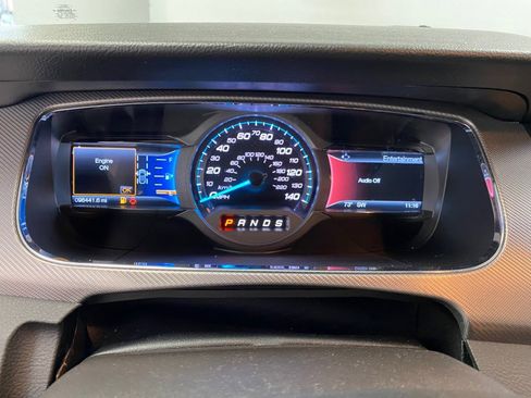 Used 2018 Ford Taurus SHO w/ Driver Assist Package AWD/4WD image 31